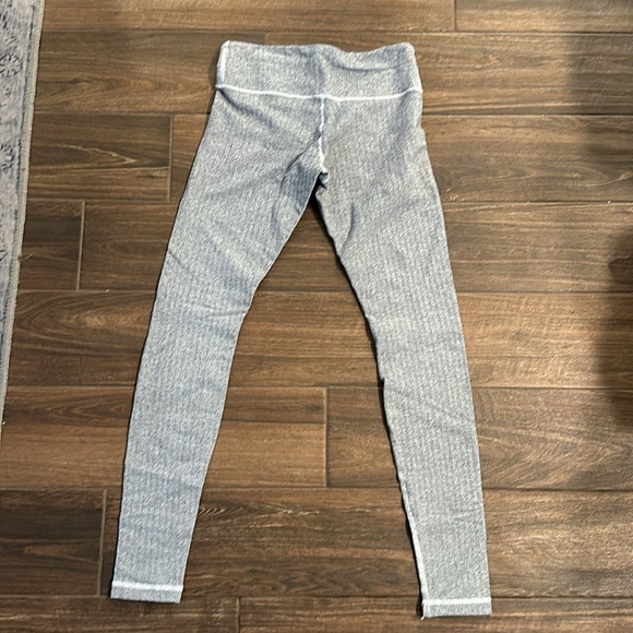 Lululemon herringbone wunder under size 6 - Picture 2 of 5
